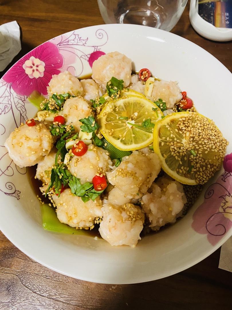 哇哦…在家做出来了海底捞泰式虾滑