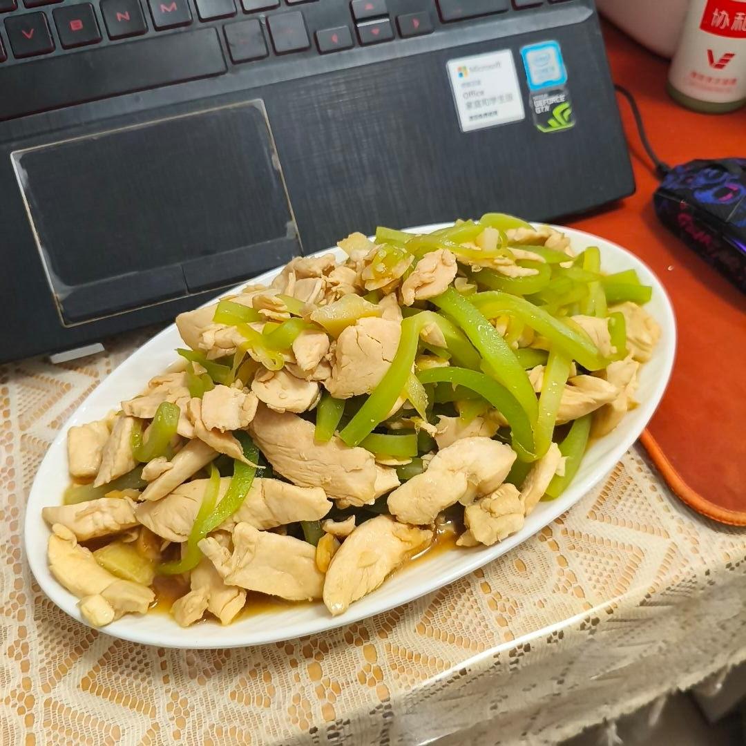 清炒鸡丝笋丝