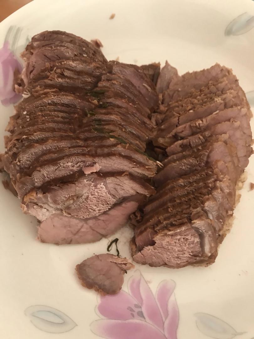 卤牛肉