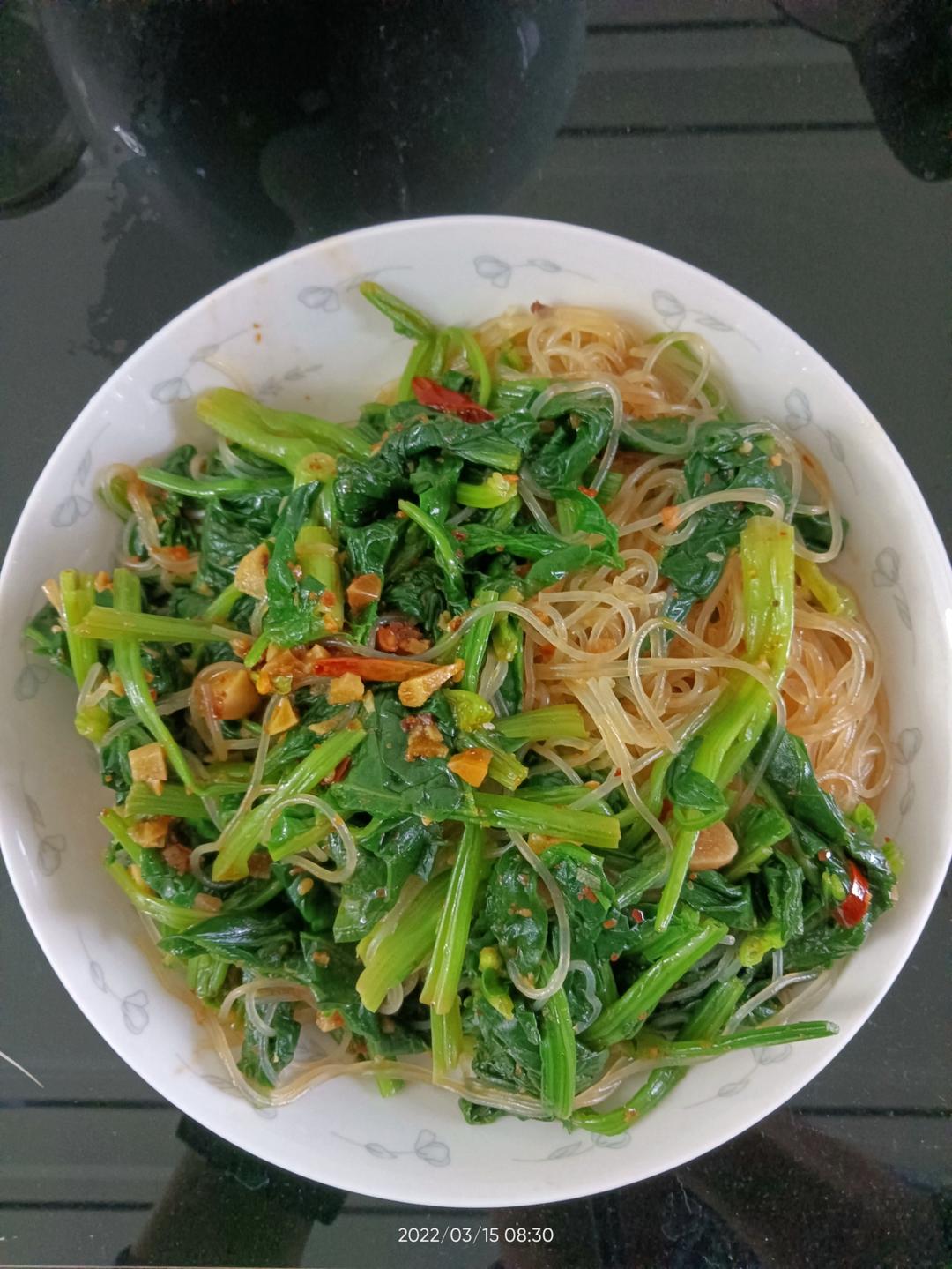 万能凉拌菜料汁（凉拌菠菜粉丝）