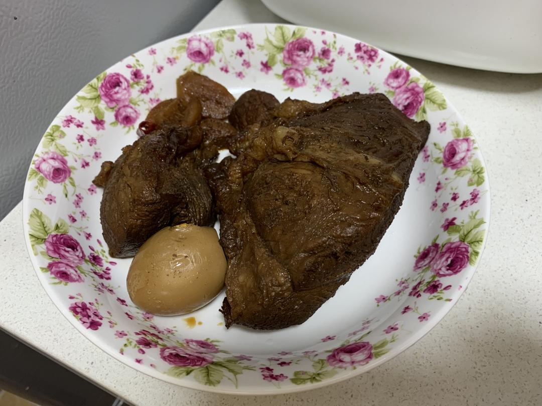 隔壁小孩馋哭了的卤牛肉
