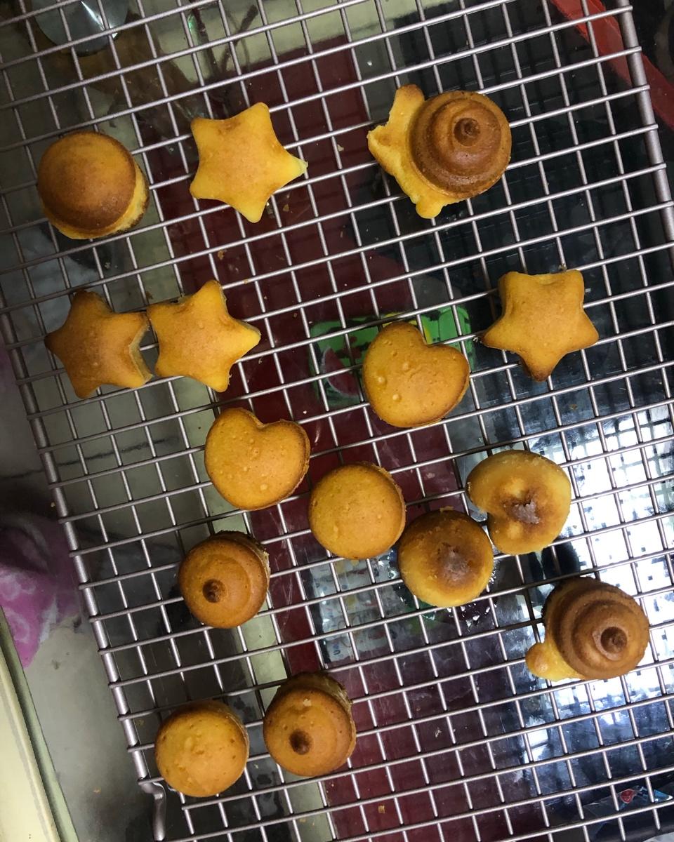 超级简单的棒棒糖蛋糕