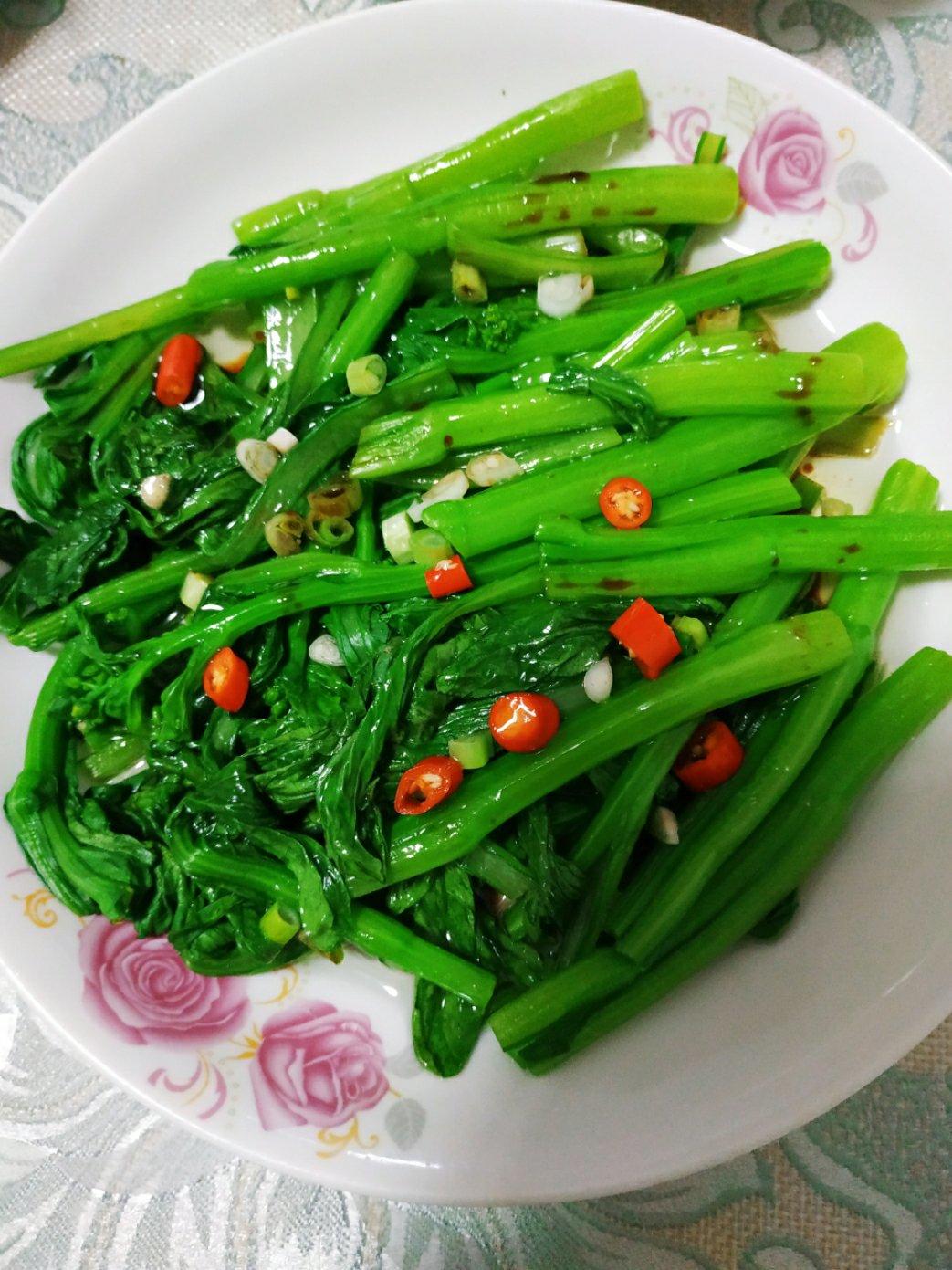 白灼菜心