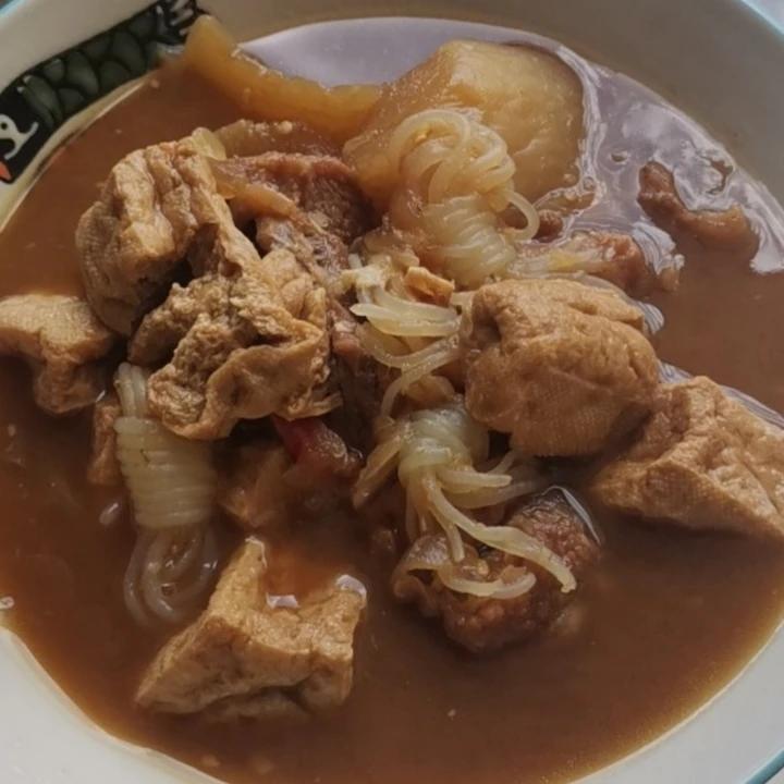 入口即化的广式萝卜牛腩煲