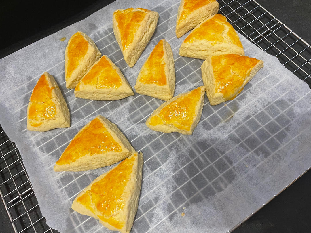 完美裂纹～百分百成功的超好吃奶香司康（禁止搬运）