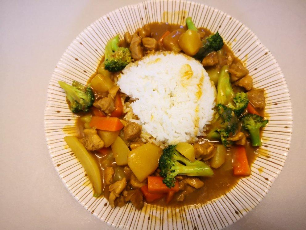 零失败日式咖喱鸡肉饭！！最正宗日本家庭做法！简单又好吃！