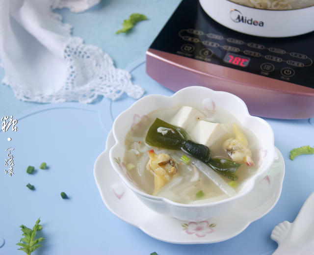 喝汤也能轻松享“瘦”【虾皮蛤蜊肉萝卜丝汤】的做法