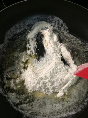 鸡肉蘑菇奶汁焗烤花椰菜-附白酱做法的做法 步骤2