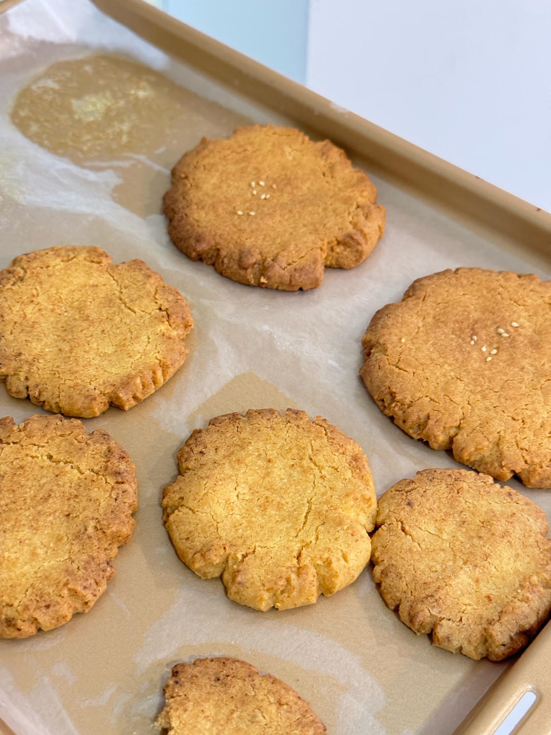 轻轻一按就碎掉的原味桃酥（不输猪油版）