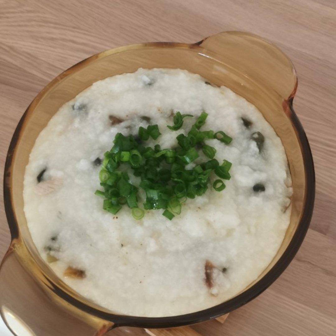 十五分钟快手之香滑皮蛋瘦肉粥(附五分钟电饭煲电压力锅更快捷方法)
