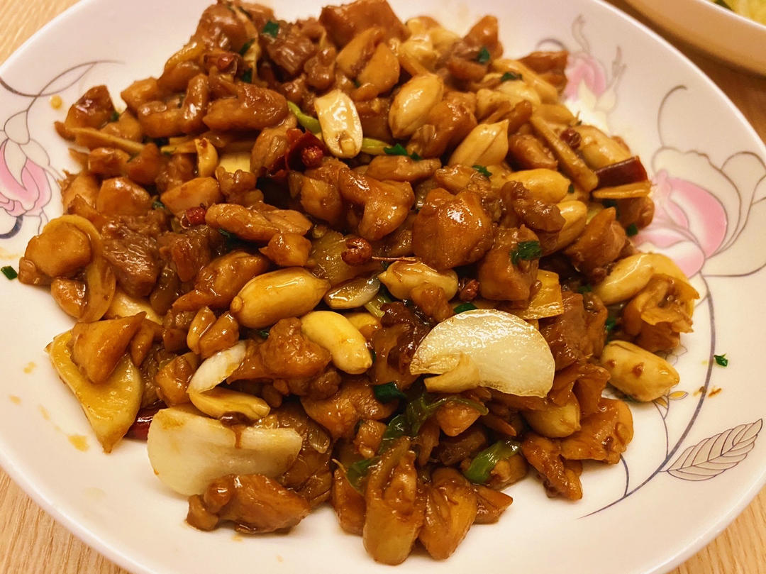 宫保鸡丁！最正宗最讲究的做法！