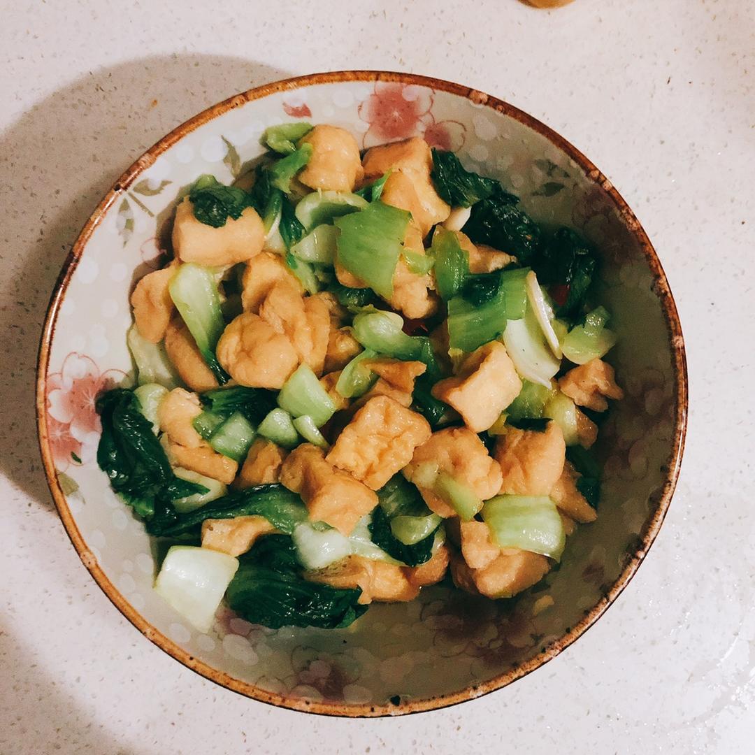 油豆腐炒青菜