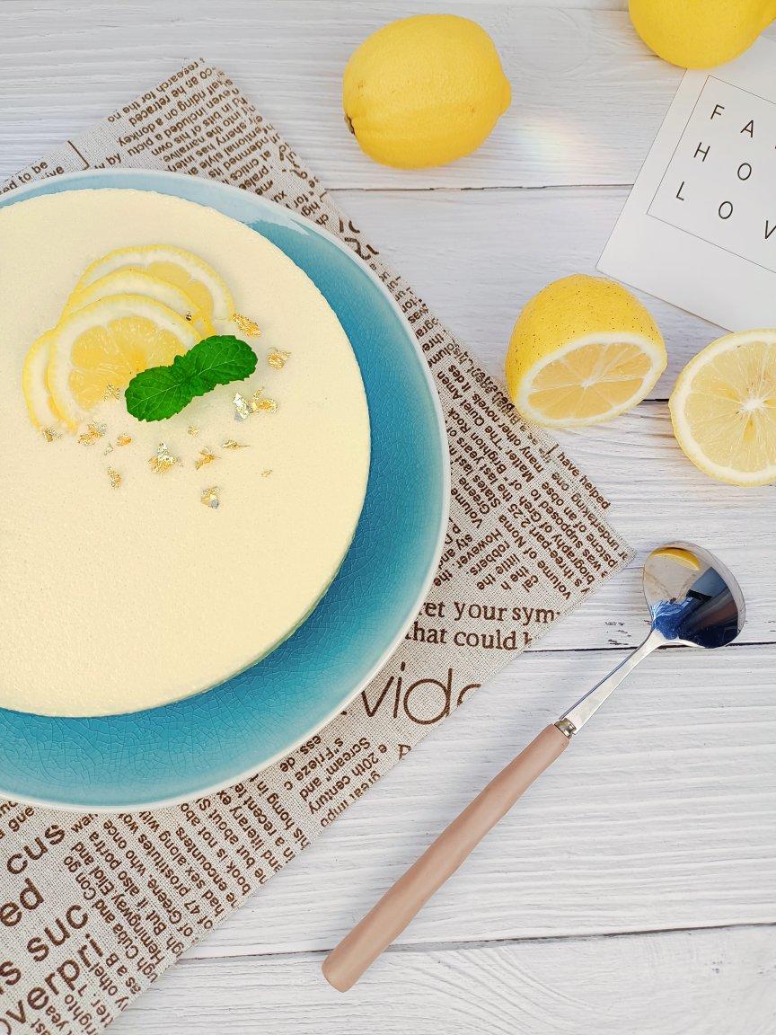 湘湘_8s4l做的入口即化比慕斯还好吃的柠檬巴巴露亚