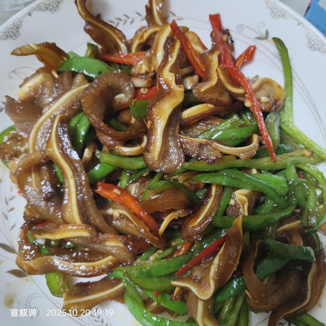 ✅挑战365天晚餐不重样第98天：爆炒猪耳‼️