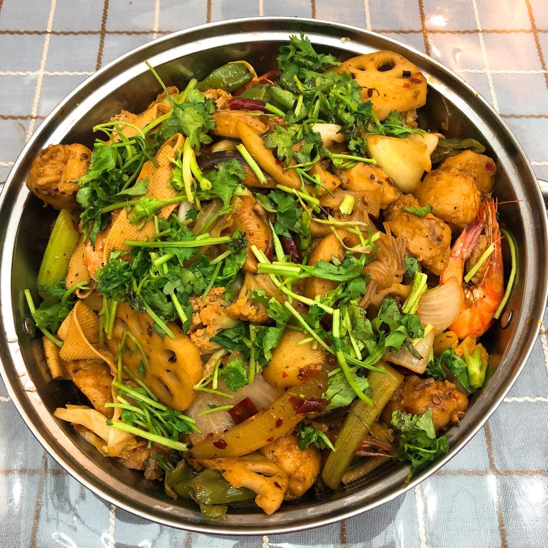 哎咪果儿做的麻辣香锅麻辣香锅家常菜首页登录注册作品动态菜单查看