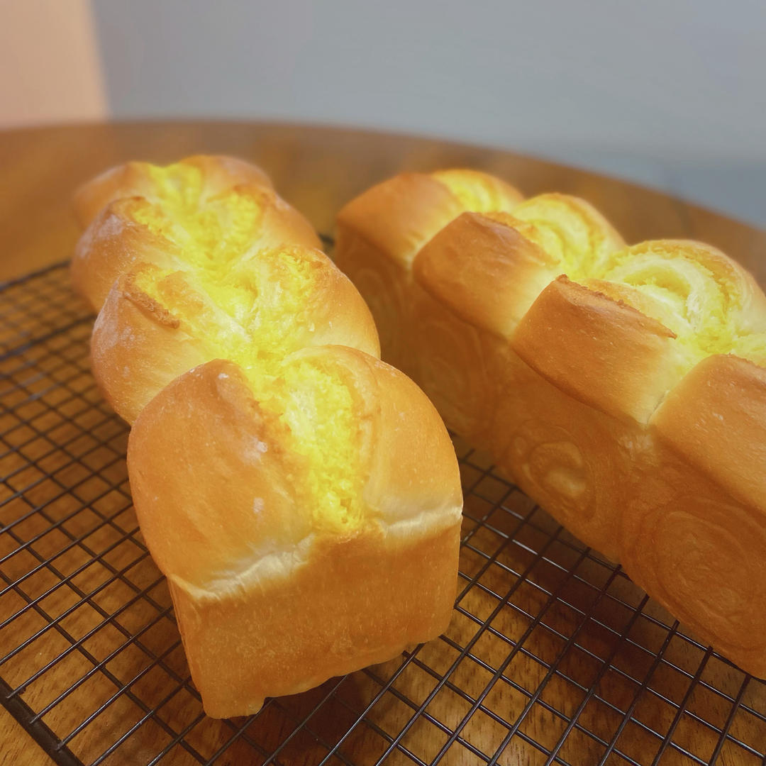 超滋润的椰蓉吐司｜100%酸奶中种(面包体绝绝子，推荐)