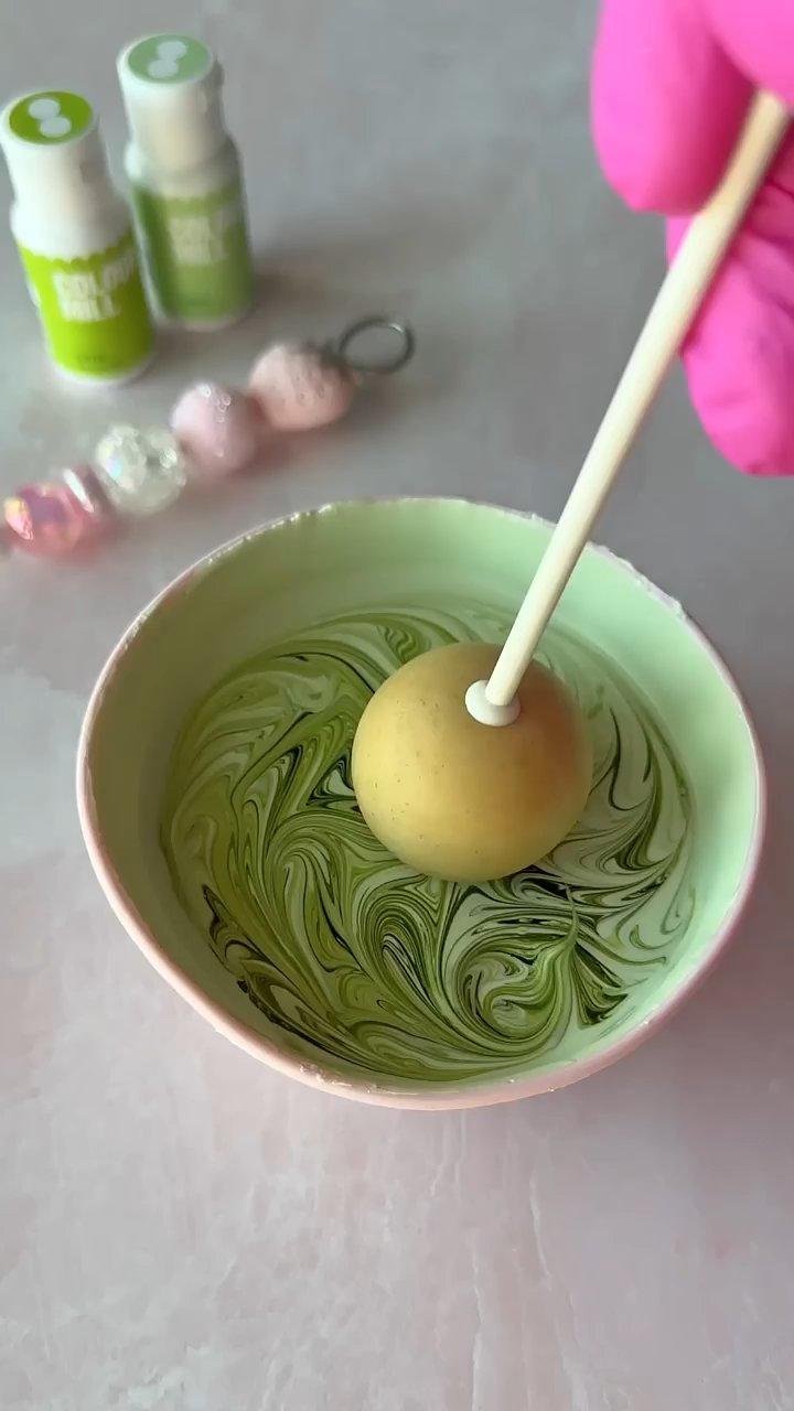 巧克力蛋糕棒棒糖制作