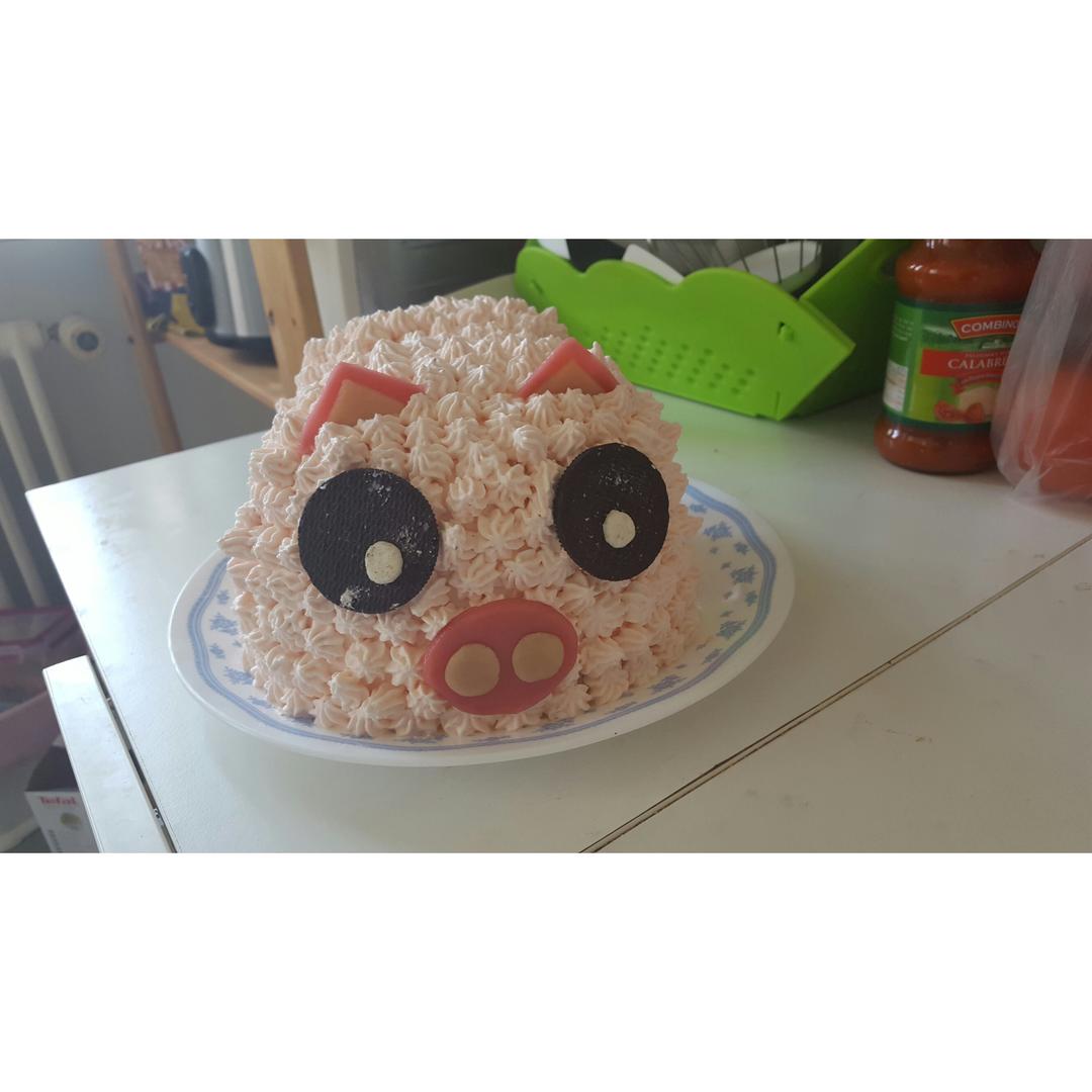 卡通立体小猪蛋糕(彩虹版)