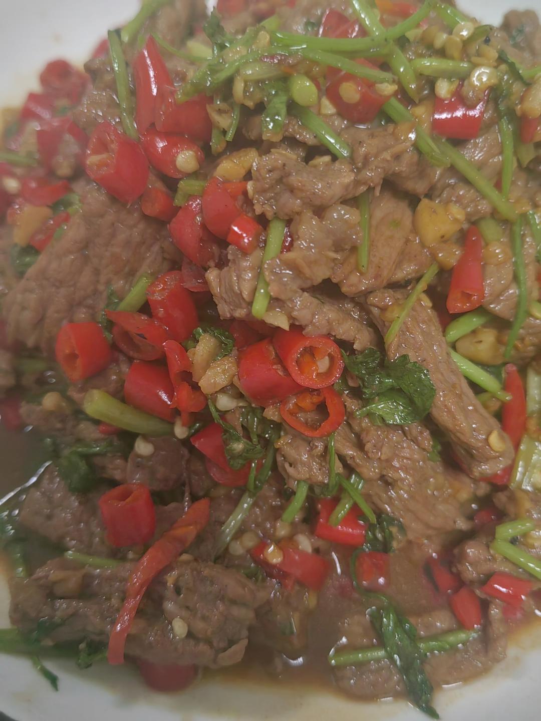 小炒黄牛肉