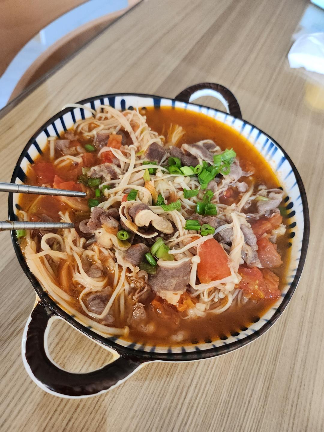 番茄肥牛金针菇