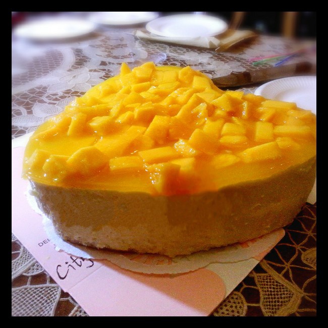 芒果流心芝士蛋糕