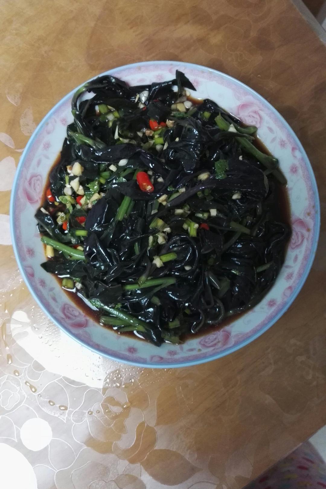 风信子-31做的凉拌血皮菜