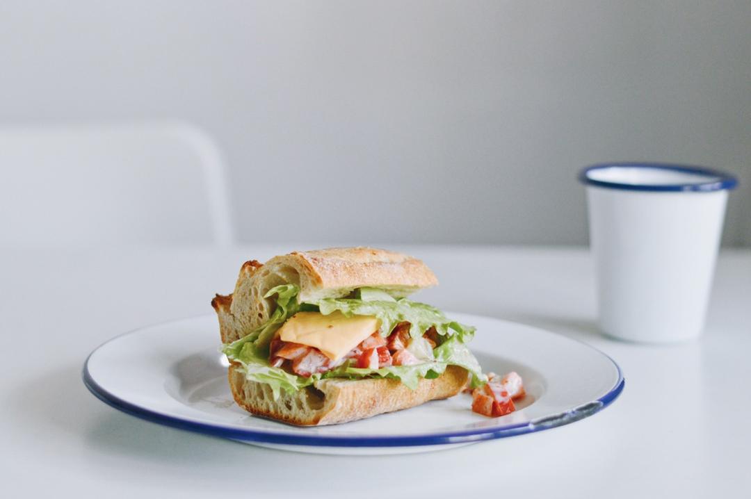 Joy桑~ 请把厨房收拾干净