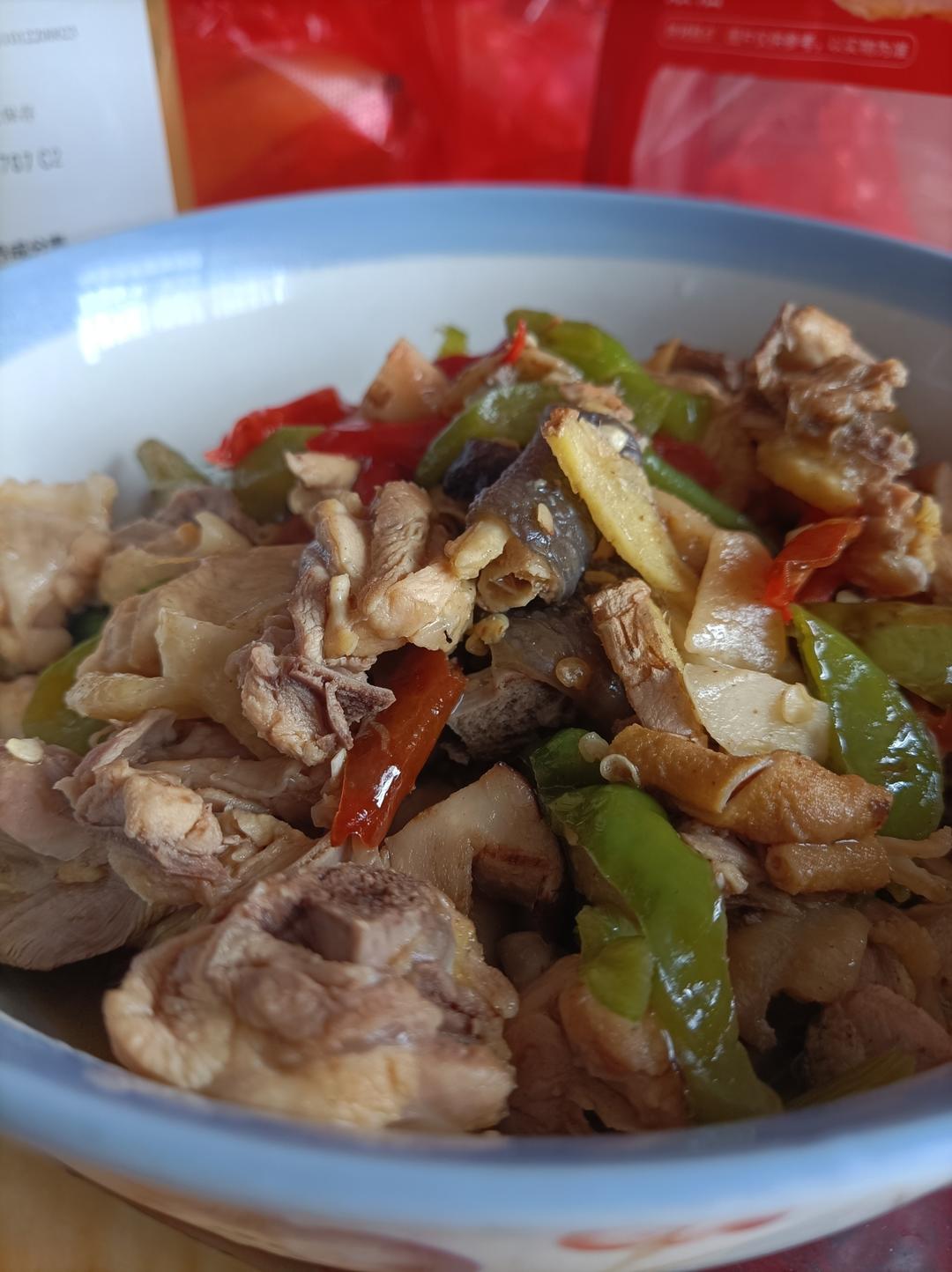辣椒炒鸡（临沂家常）
