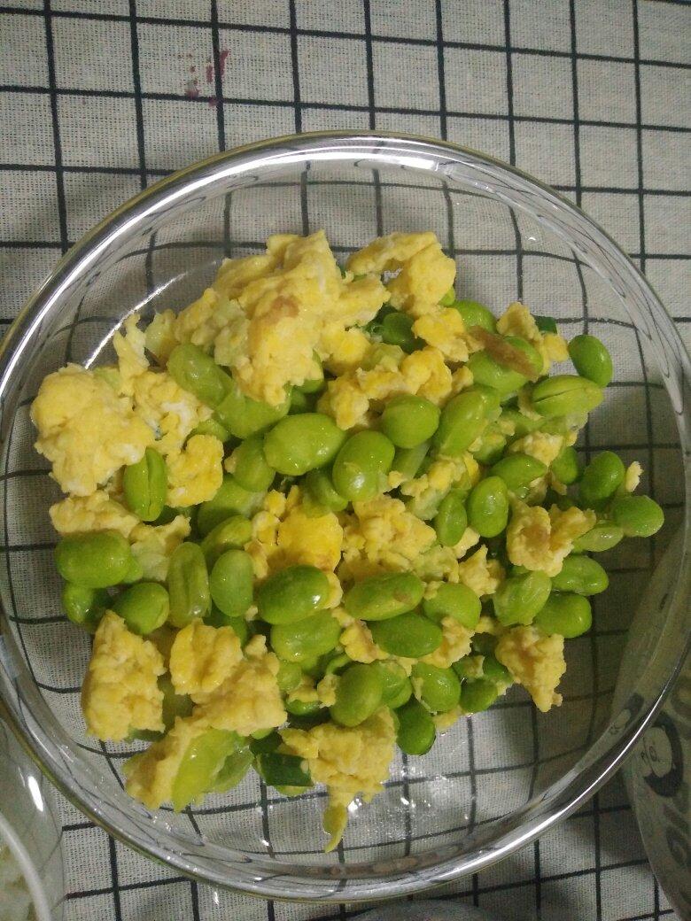 毛豆炒鸡蛋