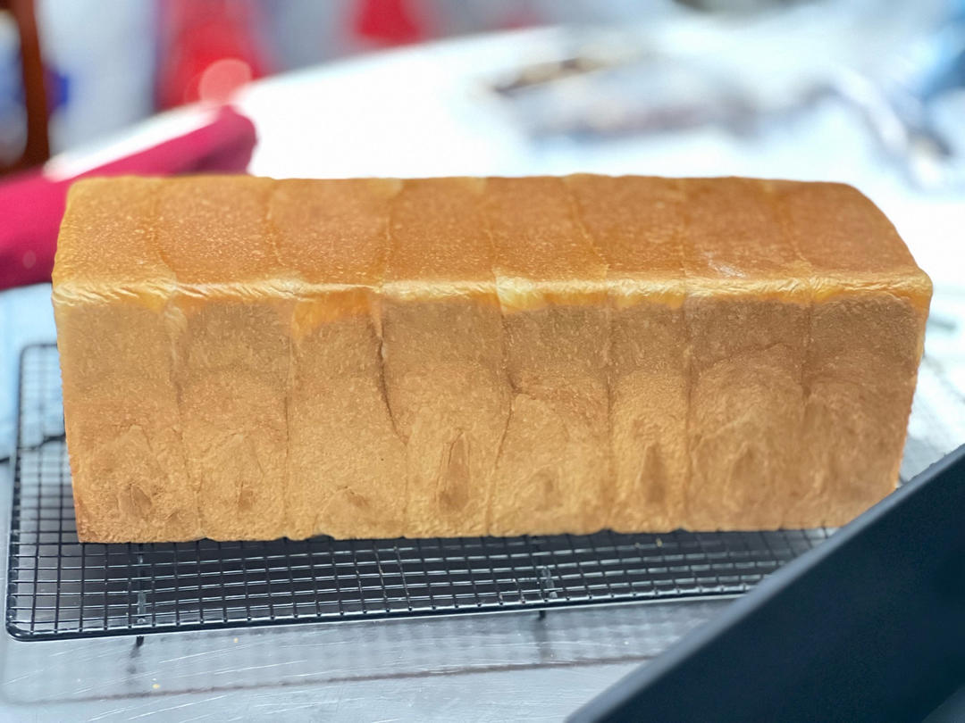 波兰种基础面团，焦糖奶酥绵吐司