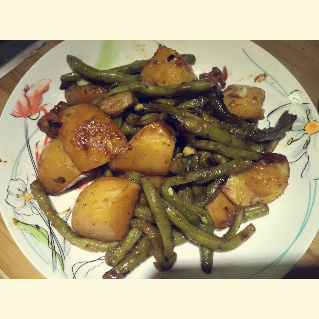 土豆炖豆角
