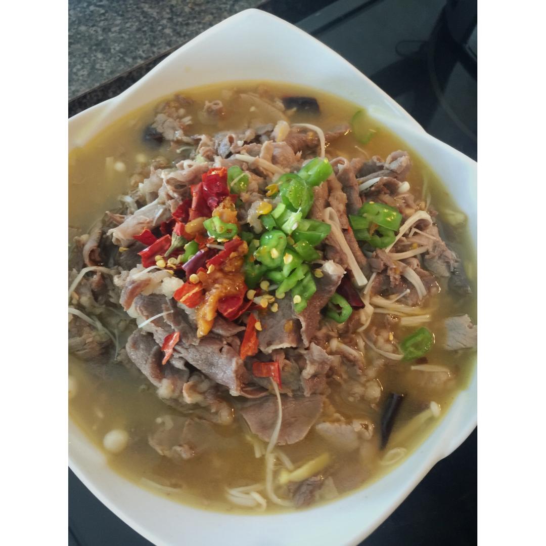 酸汤肥牛