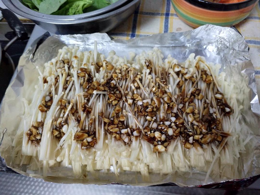 蒜蓉烤金针菇（烤箱版）