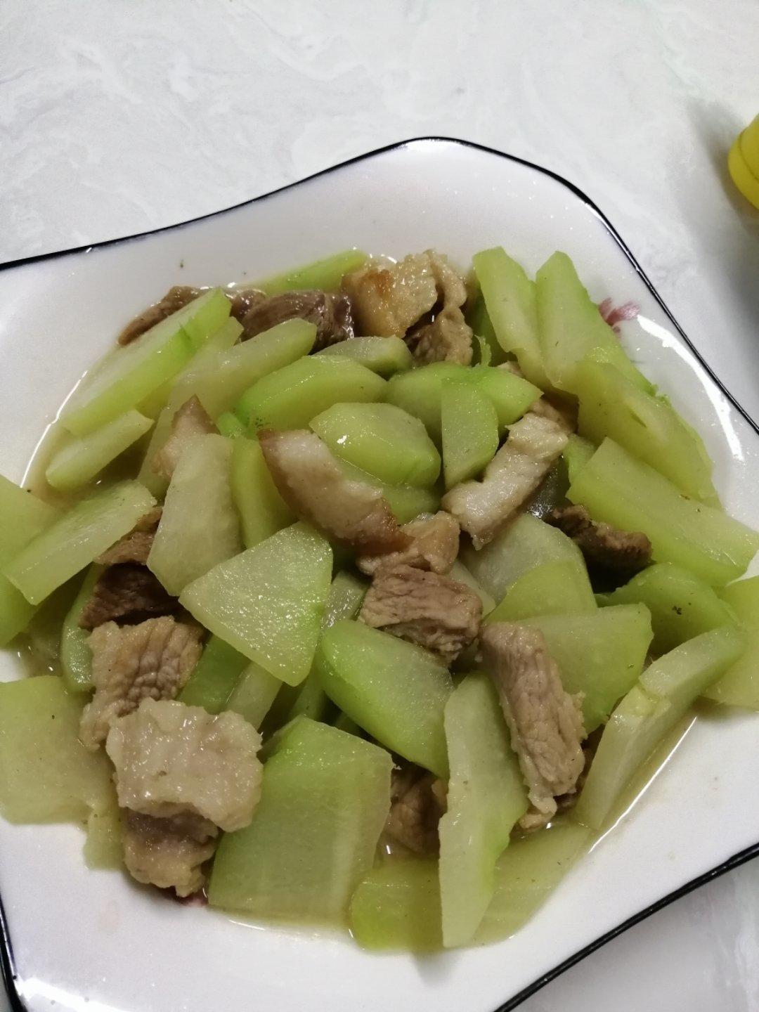 佛手瓜炒肉（家常菜快手）