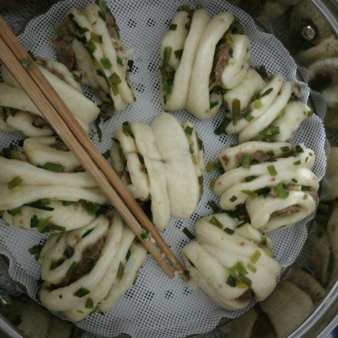 最好吃的火腿葱香花卷—附让葱不变黄的小窍门