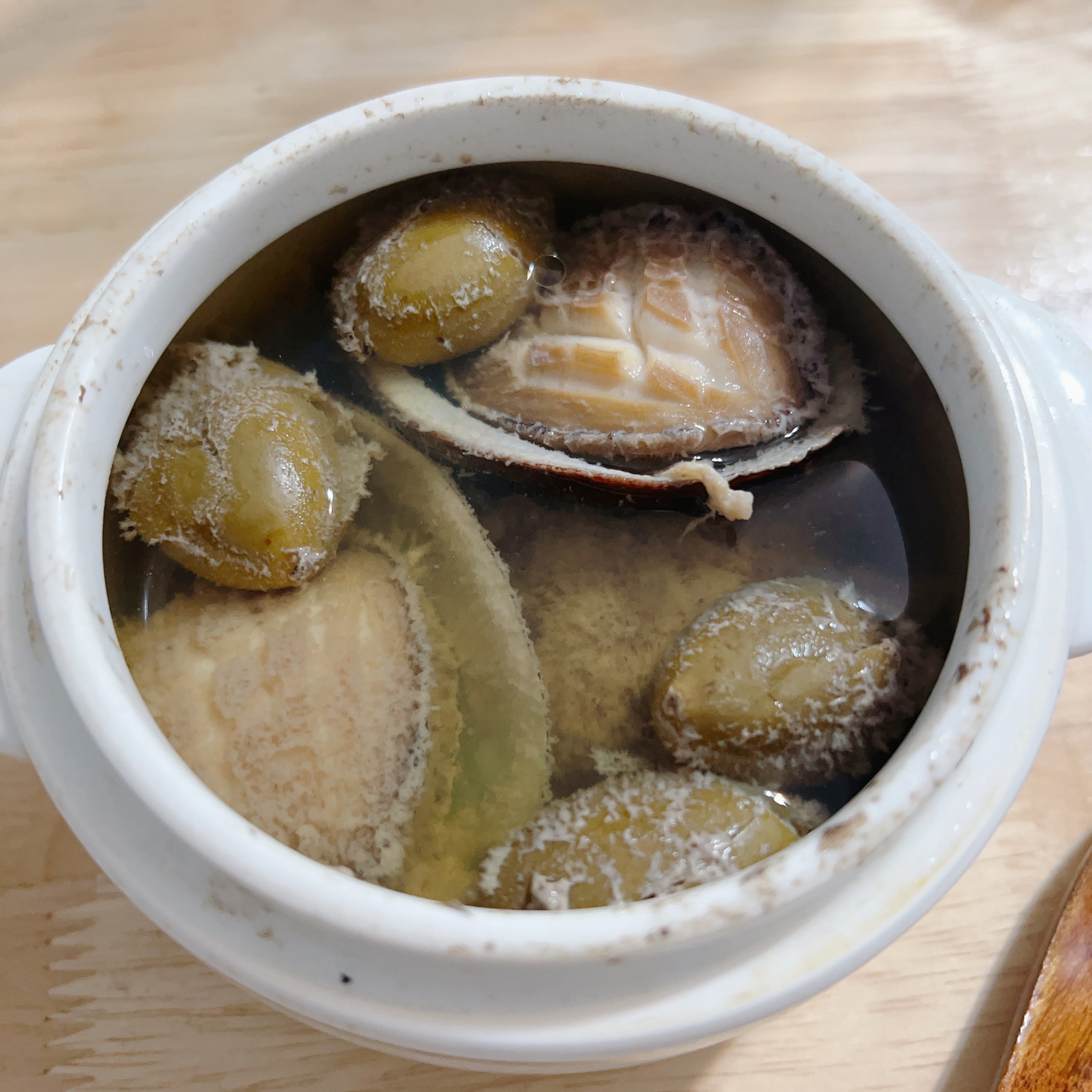 青橄鲍鱼瘦肉榄炖汤的做法