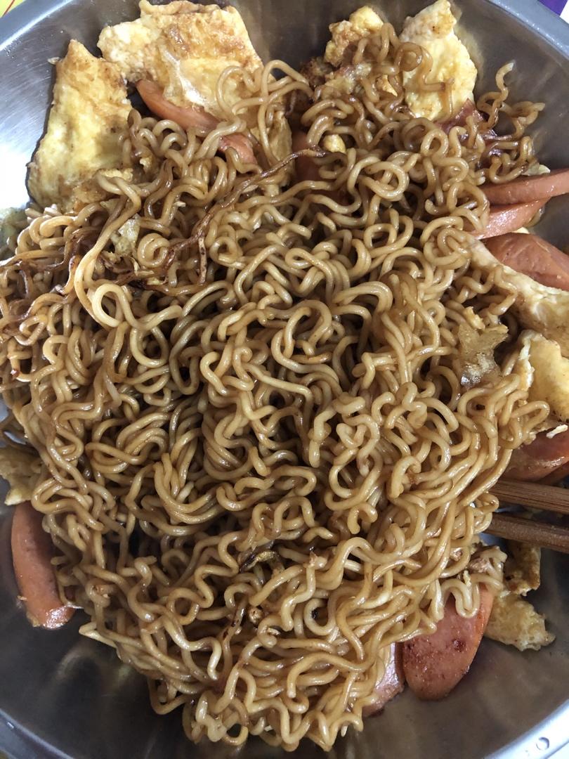 炒方便面￨幸福感爆棚