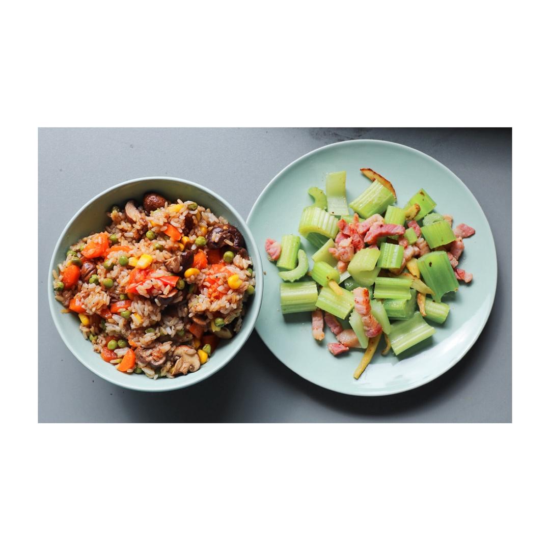 懒人一颗番茄饭