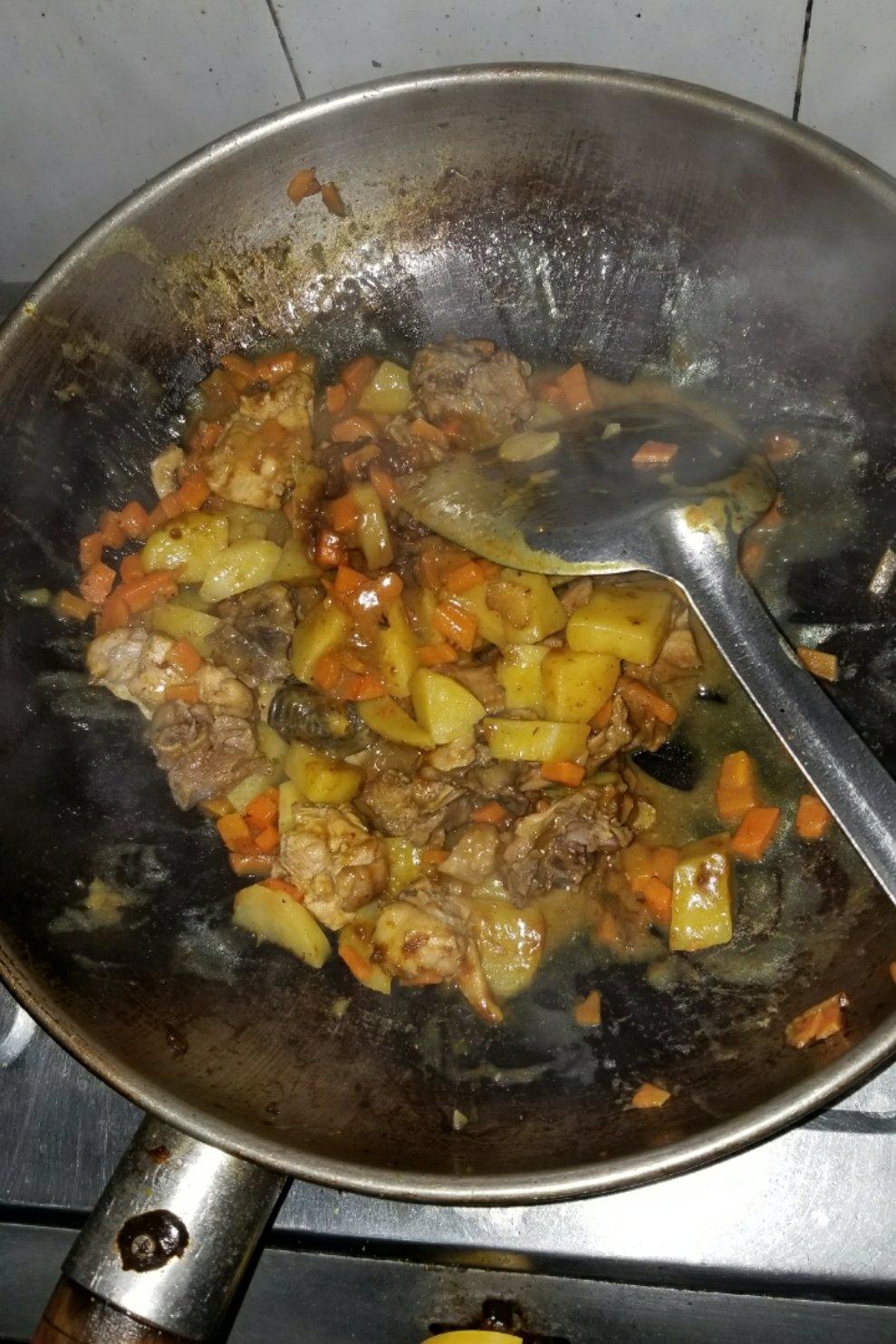 咖喱鸡块