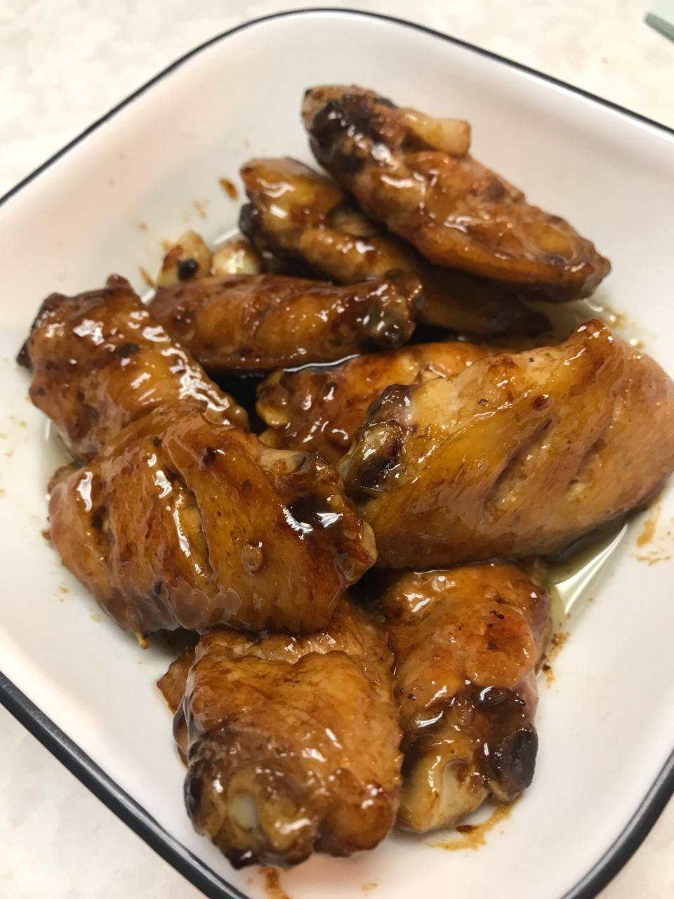 蒜香蚝油鸡翅中