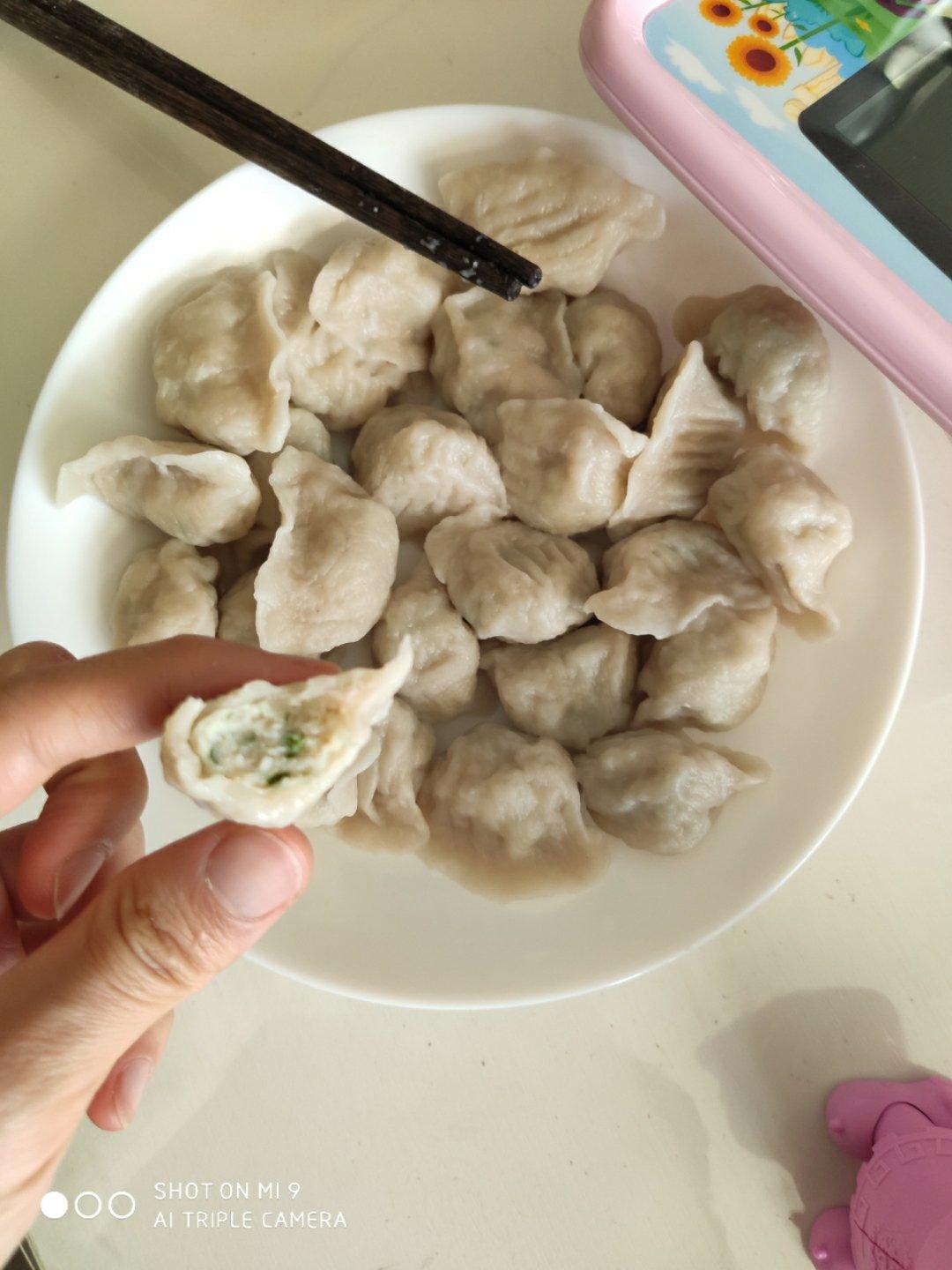 龙利鱼香菜饺子