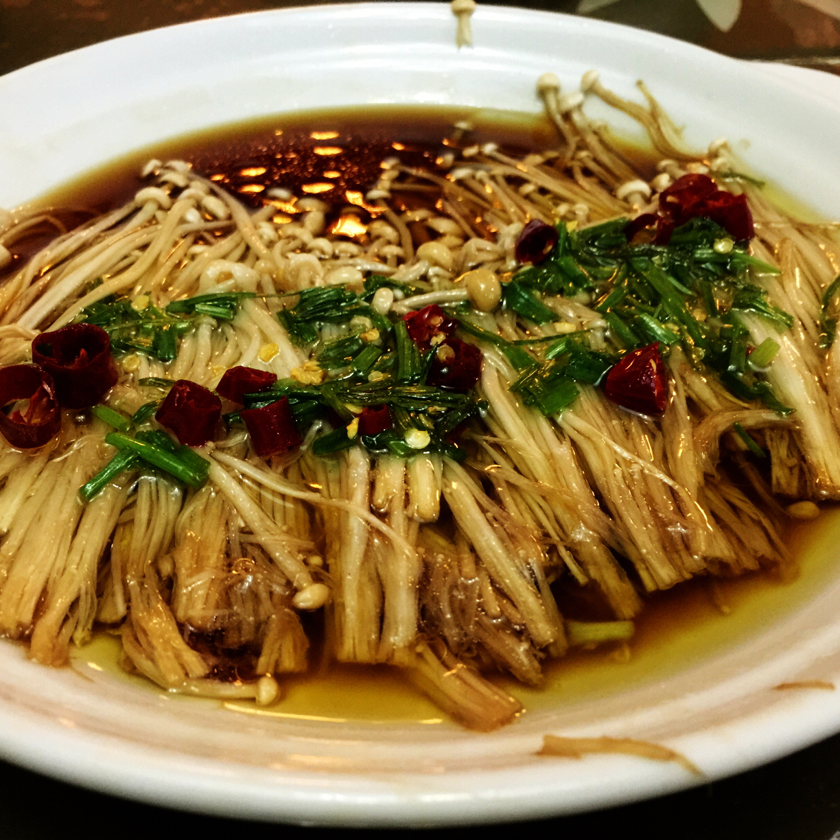 油泼金针菇