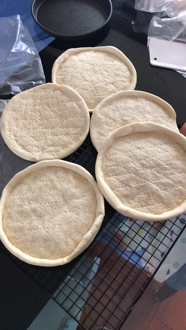 家庭自制披萨饼皮图片