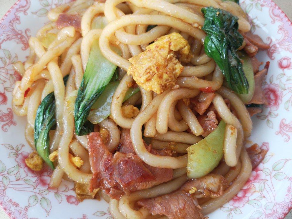 吃一次就上瘾的炒土豆粉