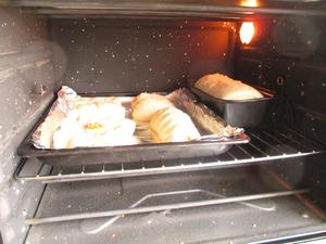 普通面粉一样可以做好吃的椰蓉面包的做法 步骤15