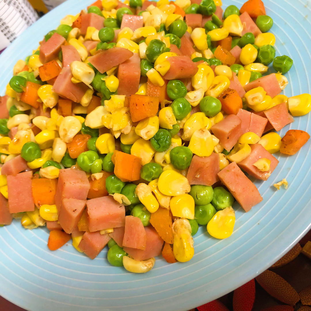 忽梦提提做的超级简单的炒四丁,简单粗暴,厨房小白也能学会