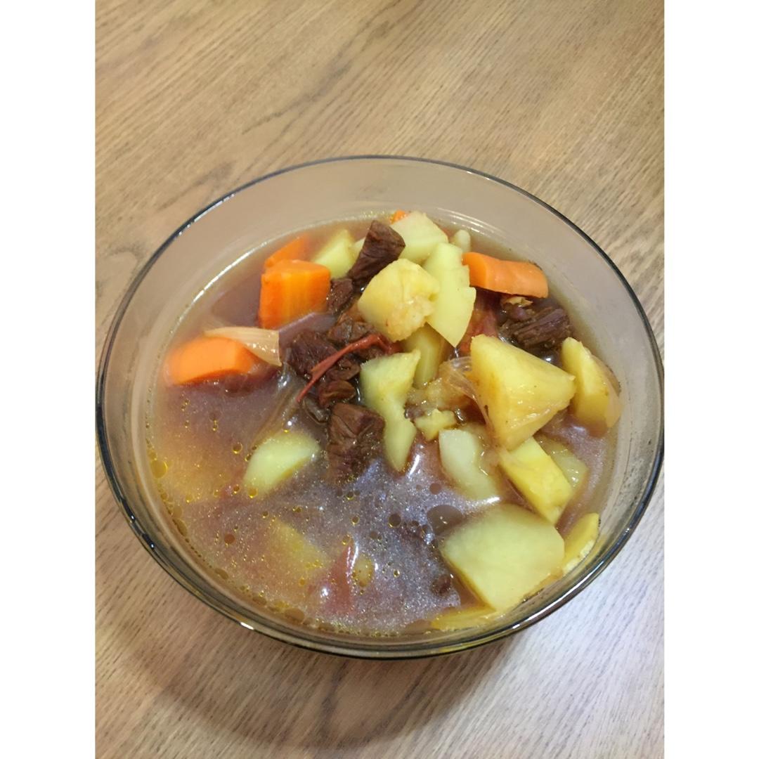 土豆炖牛肉