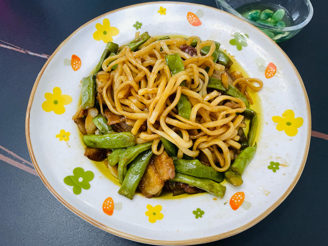 芸豆焖面（附万能的腌肉不老的办法）