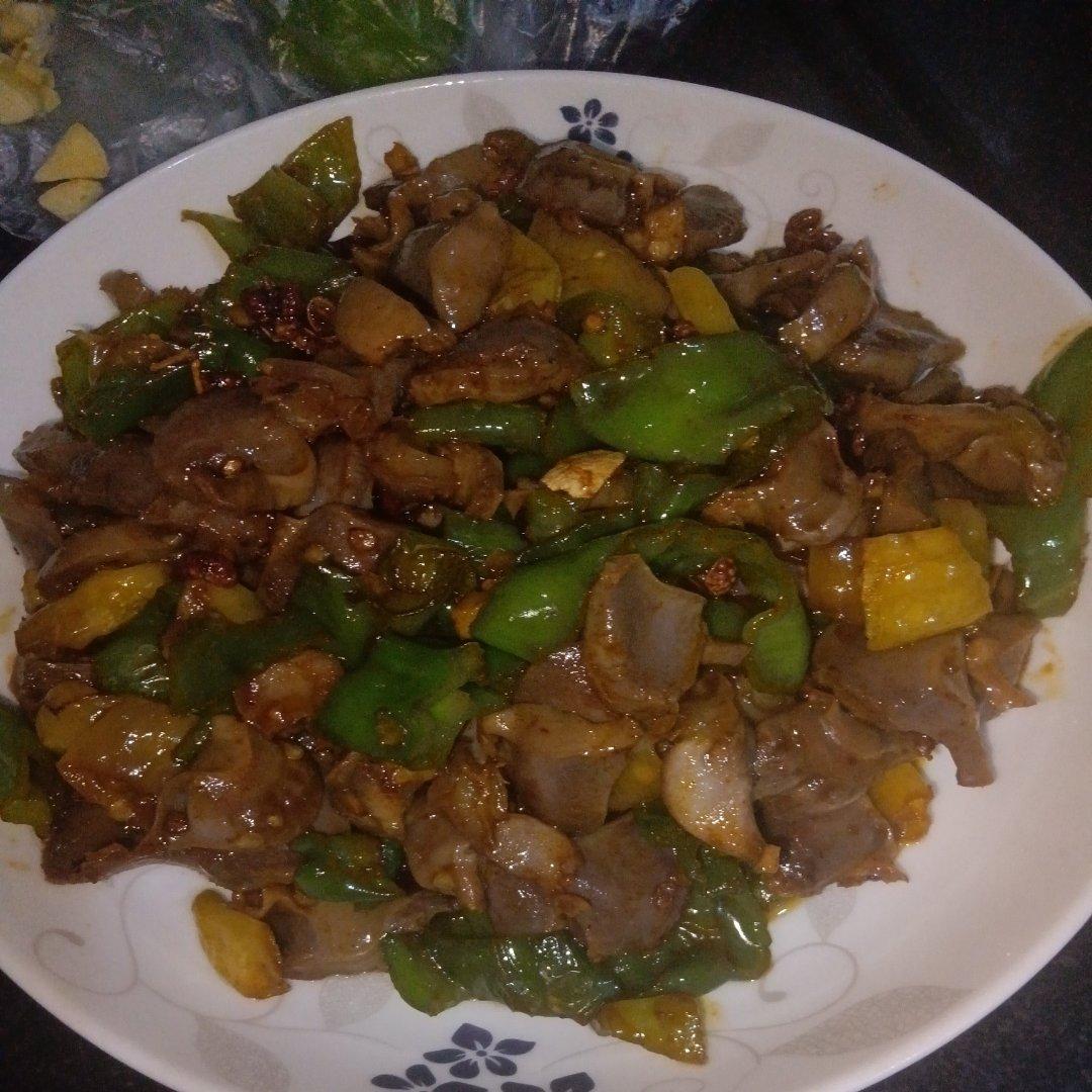 爆炒鸡胗