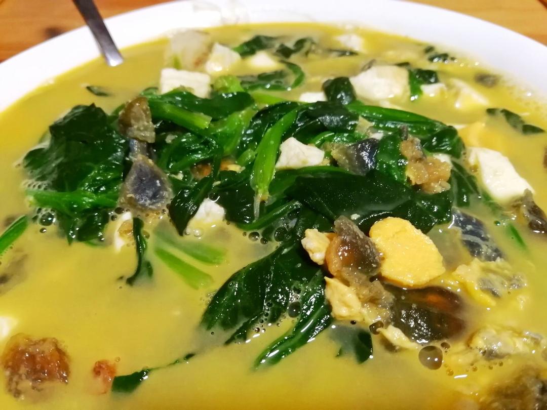 金银蛋上汤菠菜